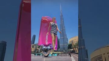 Vídeo: Muñeca Barbie gigante sorprende Dubai y se vuelve viral