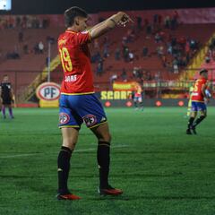 Lluvias en Santiago complican al fútbol chileno: dos suspensiones