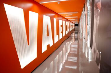 El Roig Arena, nuevo recinto del Valencia Basket, es el espacio polivalente mas moderno de Europa con un coste de más de 400 millones de euros.