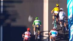 La acci&oacute;n de Sagan sobre van Aert que provoca una sanci&oacute;n