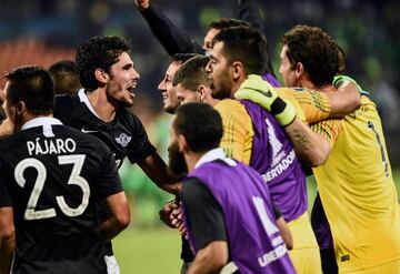 Libertad avanzó a la fase de grupos tras ganar 5-4 en los penales. Bocanegra fue quien falló en Nacional.