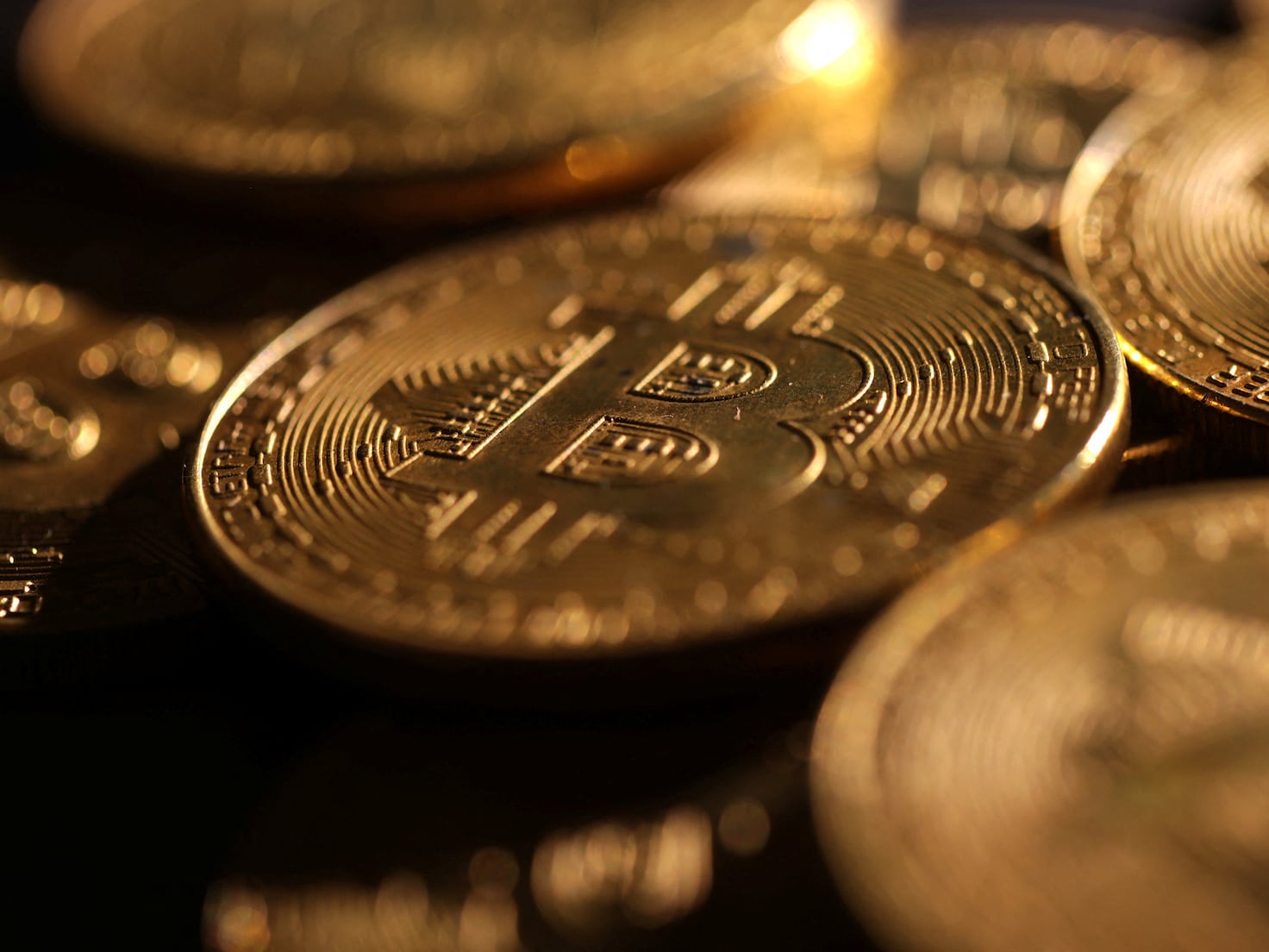 He lost $800 million in bitcoin because he threw away his laptop: Now he wants to buy the garbage dump to look for it - AS USA