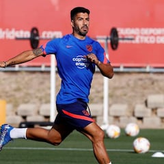 Luis Suárez se entrenó con balón y apura para llegar al Espanyol