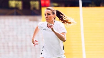Kosovare Asllani hace un guiño al madridismo, a un día de unirse al CD Tacón-Real Madrid