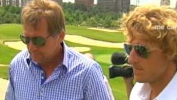 <b>LAS IMÁGENES DE LA CONVERSACIÓN</b> A causa de los acontecimientos ocurridos entre Forlán y Quique, la presencia del uruguayo en la inauguración del Paseo de los amigos del Golf levantó mucha expectación, pero el punta prefirió no hacer declaraciones.