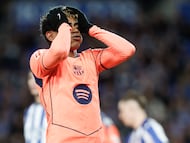 The league leaders go down in an outstanding match, undone by VAR decisions and the woodwork. Real Madrid close to within a point. Stunning goals from Mikel Oyarzabal and Gonçalo Guedes settled it, while Álex Remiro delivered a superb performance.