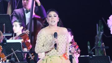 Isabel Pantoja durante su concierto en el Palau Sant Jordi por su 'Gira 50 Años', a 30 de diciembre de 2023 en Barcelona (España)
CONCIERTO;MÚSICA;COPLA;CANTANTE;TONADILLERA;
Raúl Terrel / Europa Press
30/12/2023