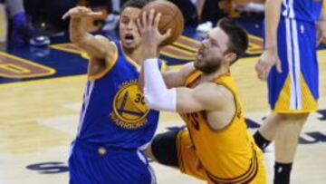 Matthew Dellavedova en un encuentro frente a los Warriors.