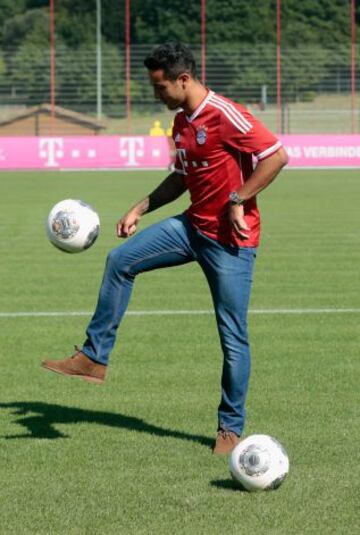 Thiago Alcántara llega al Bayern de Guardiola