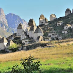 La historia milenaria de Dargavs, la necrópolis abandonada en Rusia