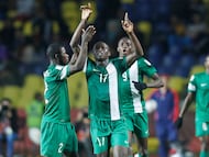 Action photo during the match Mexico vs Nigeria at Ester Roa Rebolledo Stadium, FIFA U-17 World Cup Chile 2015
Foto de accion durante el partido Mexico vs Nigeria en el Estadio Municipal Alcaldesa Ester Roa Rebolledo , Partido Correspondiente a las Semifinales de la Copa Mundial Sub-17 de la FIFA Chile 2015, en la foto: Festejo de gol de Osinachi Christian Ebere
05/11/2015/MEXSPORT/PHOTOSPORT/Marcelo Hernandez