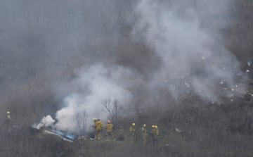 Firefighters at the Calabasas accident site.