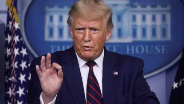 FOTO DE ARCHIVO: El presidente de Estados Unidos, Donald Trump, responde preguntas durante una conferencia de prensa en la Casa Blanca en Washington, Estados Unidos, 4 de septiembre de 2020.