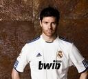El Real Madrid estrena la camiseta 2010/2011