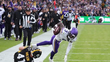 The Dublin crowd witnessed the Steelers take the win over the Vikings in a close affair.