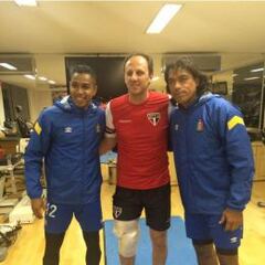 Cuadrado, Ceni y Henao: una foto cargada de historia y títulos