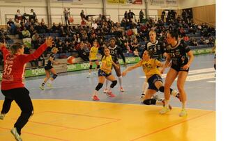 El Rocasa vuela con Silvia Navarro y Haridian Rodríguez