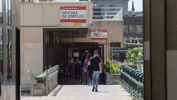 Datos del paro en España: descenso récord del desempleo tras el fin del estado de alarma