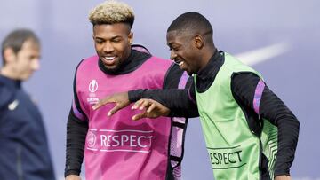 Demb&eacute;l&eacute; y Adama, en un entrenamiento del Bar&ccedil;a.