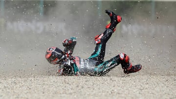 Quartararo se cayó en la Q2 de Brno.