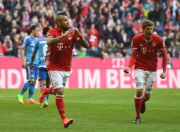 Las imágenes de Arturo Vidal en el triunfo del Bayern Múnich por 8-0 ante el Hamurgo