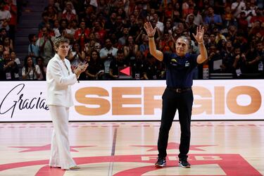 Con Sergio Scariolo, la Selección ha conquistado ocho medallas: cinco oros, cuatro continentales (todos los que tiene nuestro baloncesto) y uno mundial (2019); una plata en Londres 2012; y dos bronces, en Río 2016 y en el Europeo de 2017.