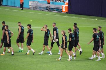 El Real Madrid realizó su práctica previa antes de El Clásico ante el FC Barcelona. 