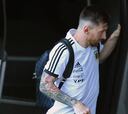 Messi regresa a Barcelona con Argentina para preparar el Mundial