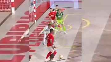 El golazo en un partido de futbol sala que se hizo viral en redes
