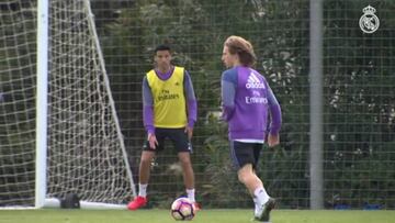 Luka Modric rejoins Real training after return from Croatia duty