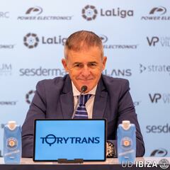 Alcaraz quiere un equipo “compacto, decidido y con determinación”