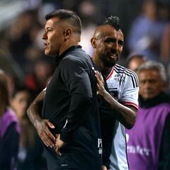 Almirón reacciona a la llegada de otro ‘9′: “Me hablaron...”