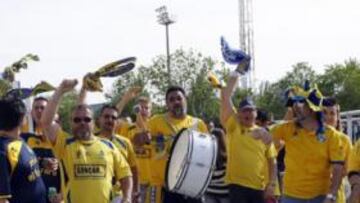 <b>AFICIÓN. </b>Las peñas preparan el partido más importante de la historia del club alfarero.