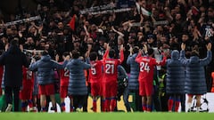 Baño y aviso a Europa