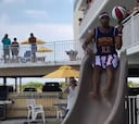 Harlem Globetrotters crash pool party