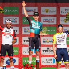 Bennett suma su primer triunfo en 2022 en la Eschborn-Frankfurt