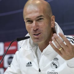 Zidane: "El equipo lo hago yo; si no fuera así, me marcharía..."