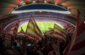 Atlético de Madrid fans at the Wanda Metropolitano