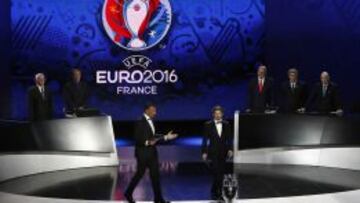 Lizarazu y Gullit presentarán la gala del sorteo.