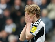 Gordon reacciona durante el partido de la Premier League contra el Sunderland.
