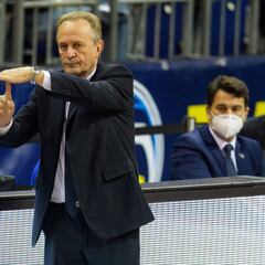 Aíto vuelve a entrenar al Alba Berlín tras superar la COVID-19