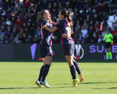 Real Sociedad Femenino 0-1 FC Barcelona Femenino | Gran balón para Geyse y la brasileña se adelantó a las centrales y colocó el balón atrás para que Aitana abriera el marcador.