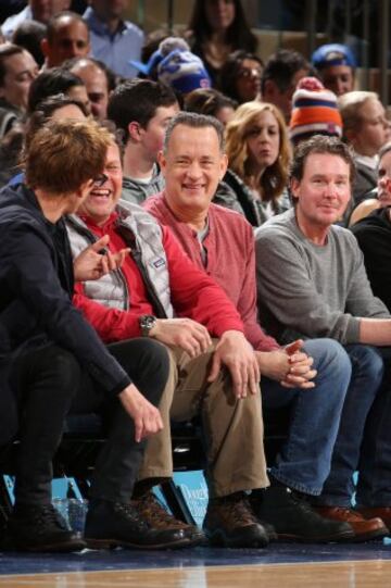 Tom Hanks en un New York Knicks-Sacramento Kings.