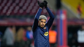 The Catalan club announced a new deal with the Uruguay international after months of fierce negotiating.