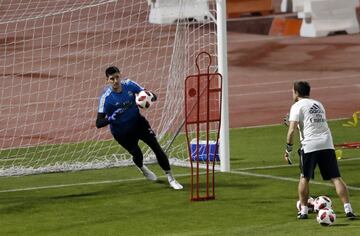 Courtois durante el entrenamiento. 