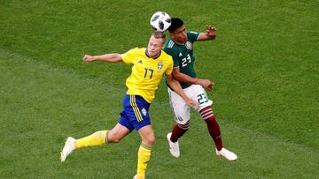 Soccer Football - World Cup - Group F - Mexico vs Sweden - Ekaterinburg Arena, Yekaterinburg, Russia - June 27, 2018 Sweden's Viktor Claesson in action with Mexico's Jesus Gallardo REUTERS/Damir Sagolj