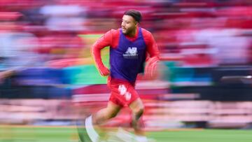 during the final second leg match between Toluca and America as part of the Liga BBVA MX, Torneo Clausura 2025 at Nemesio Diez Stadium on May 25, 2025 in Toluca, Estado de Mexico, Mexico.