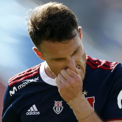 El dolor de Henríquez: "Espero más respeto de la gente del club"