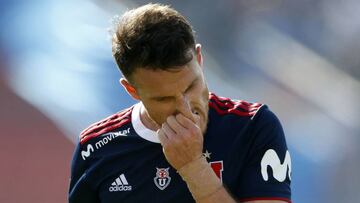 El delantero habló con El Mercurio sobre su difícil etapa en los azules y se criticó las filtraciones de su contrato con el conjunto que hoy dirige Alfredo Arias.