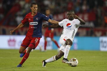 Independiente Medellín goleó al América de Cali en un gran partido en el Atanasio Girardot. Cano, Ricaurte, Cadavid, Delgado y Quiñones, figuras. 